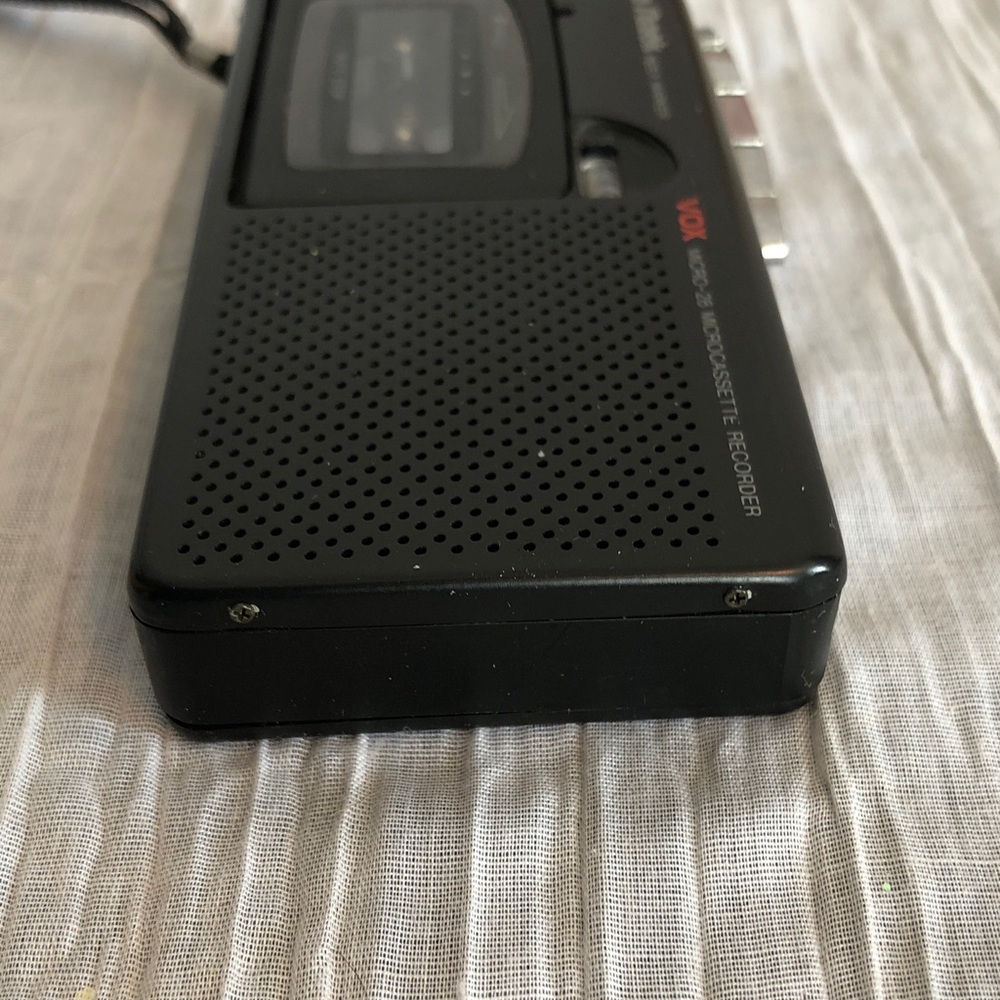 Vintage RADIO SHACK mini handheld voice microcassette recording recorder machine - Picture 4 of 10
